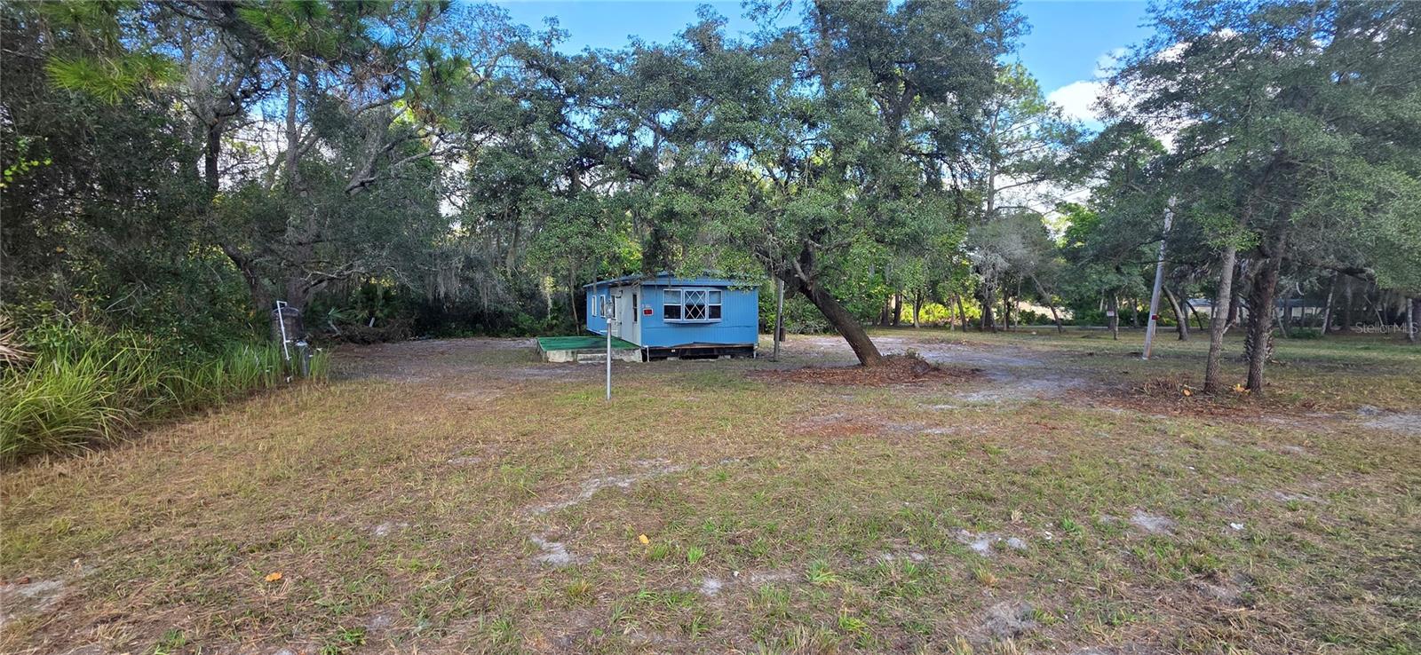 Image 4 of 38 For 27721 Nancy Avenue