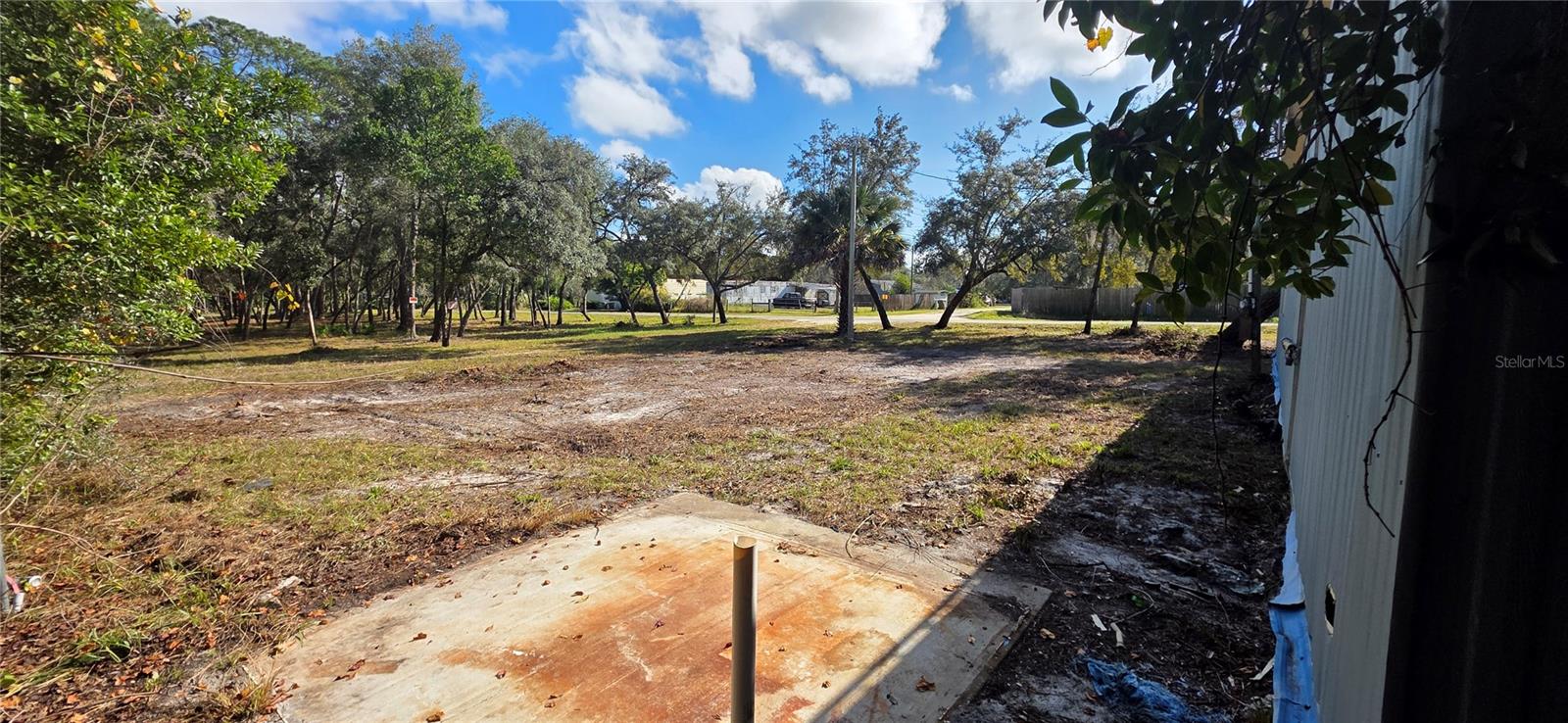 Image 7 of 38 For 27721 Nancy Avenue