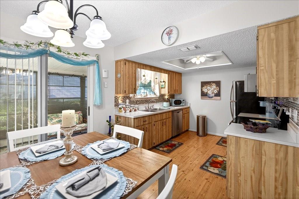 Image 10 of 28 For 10824 90th Terrace