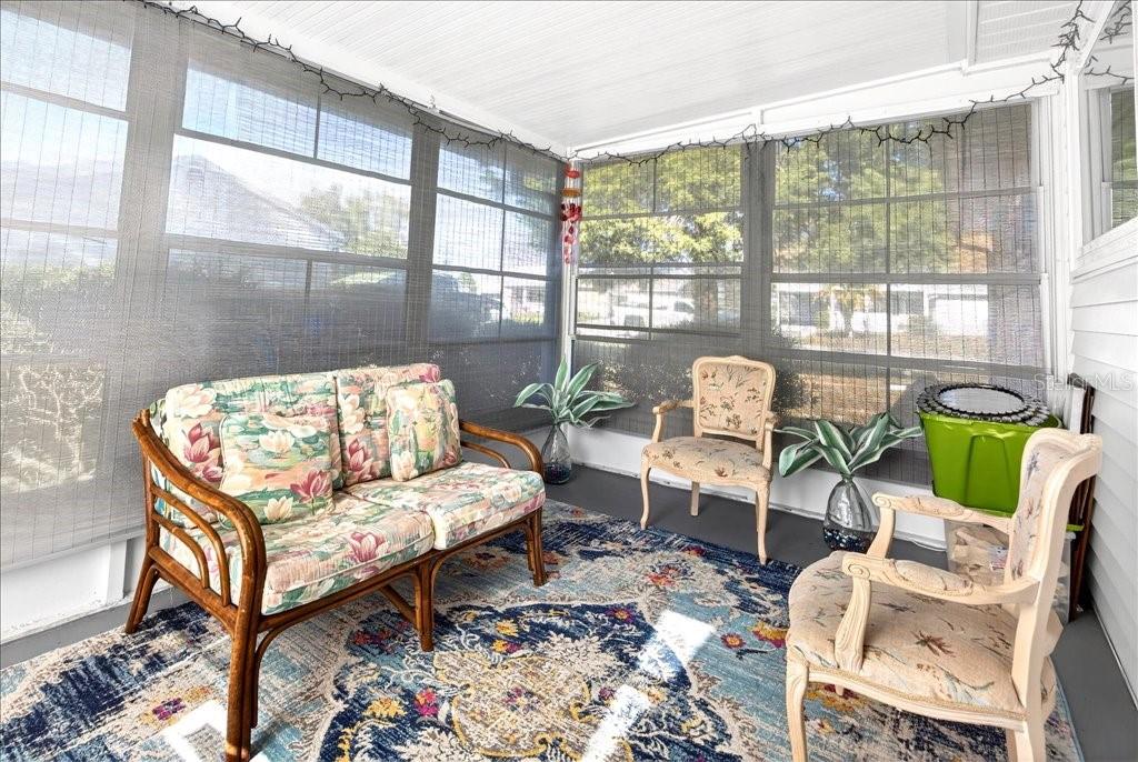 Image 24 of 28 For 10824 90th Terrace