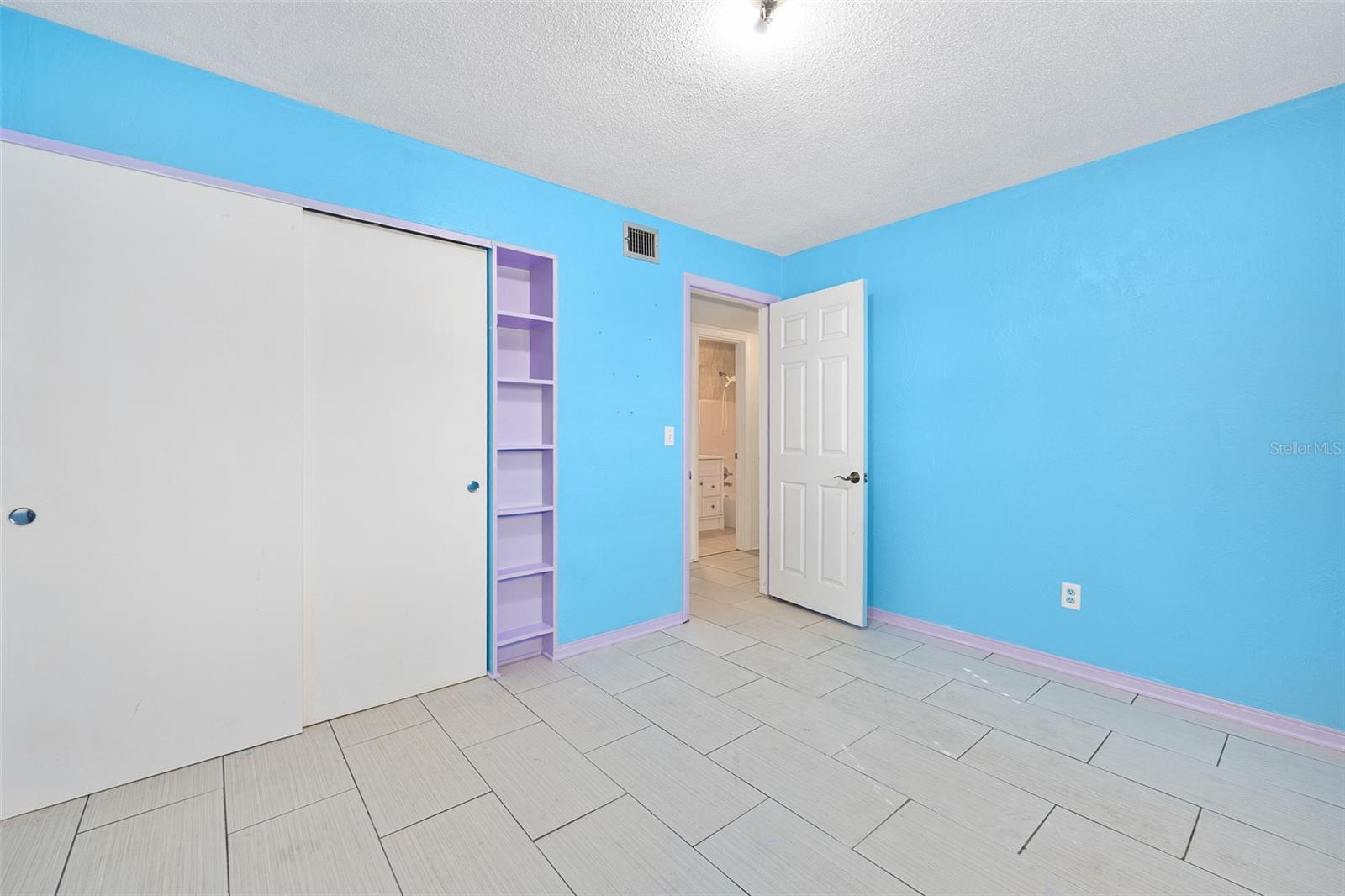 Image 11 of 43 For 235 Greenwood Avenue