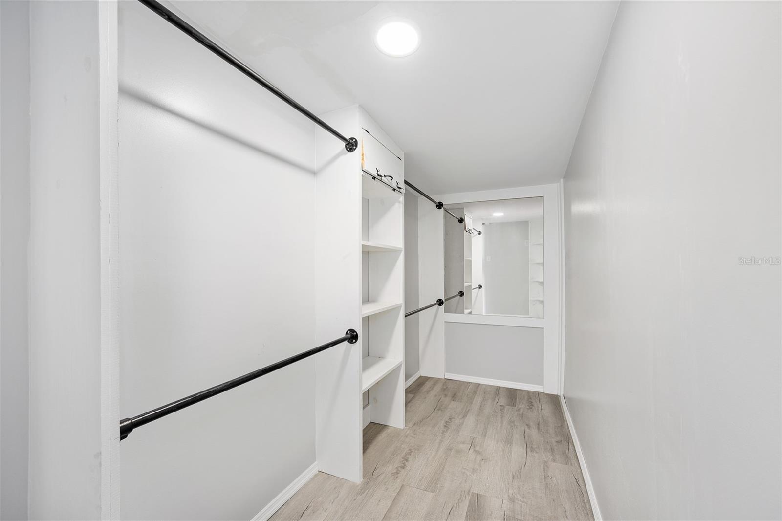 Image 19 of 43 For 235 Greenwood Avenue