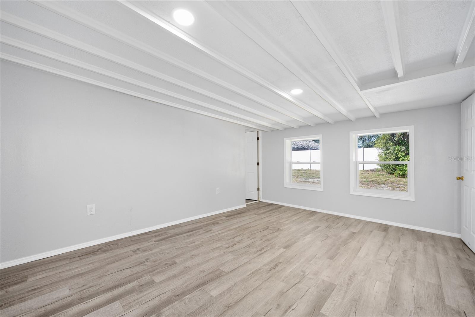 Image 21 of 43 For 235 Greenwood Avenue