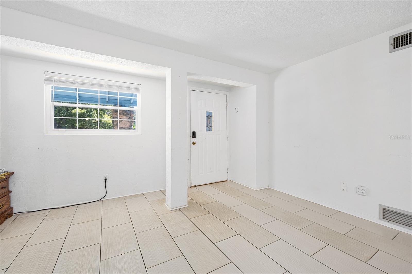 Image 4 of 43 For 235 Greenwood Avenue