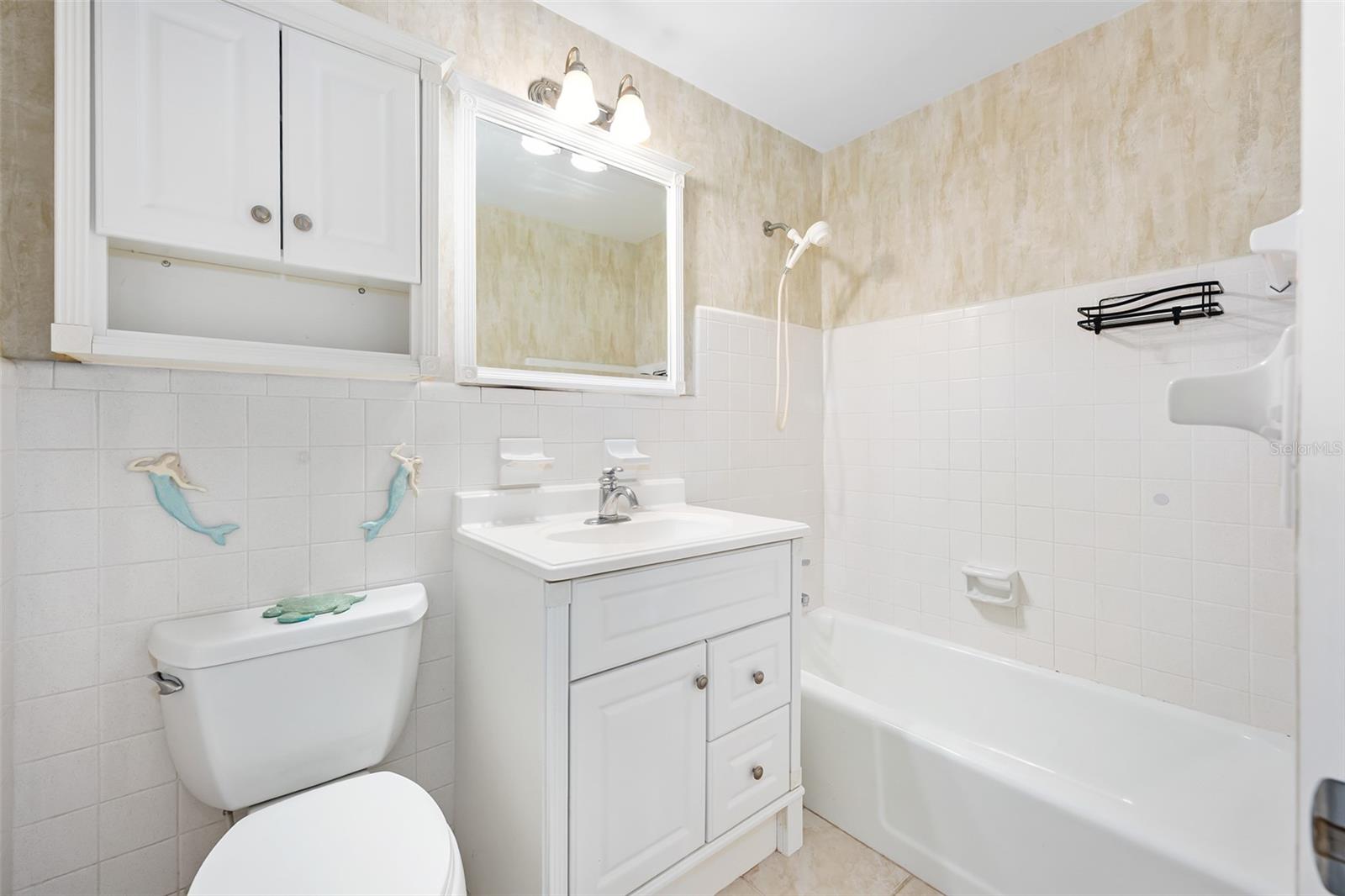 Image 9 of 43 For 235 Greenwood Avenue