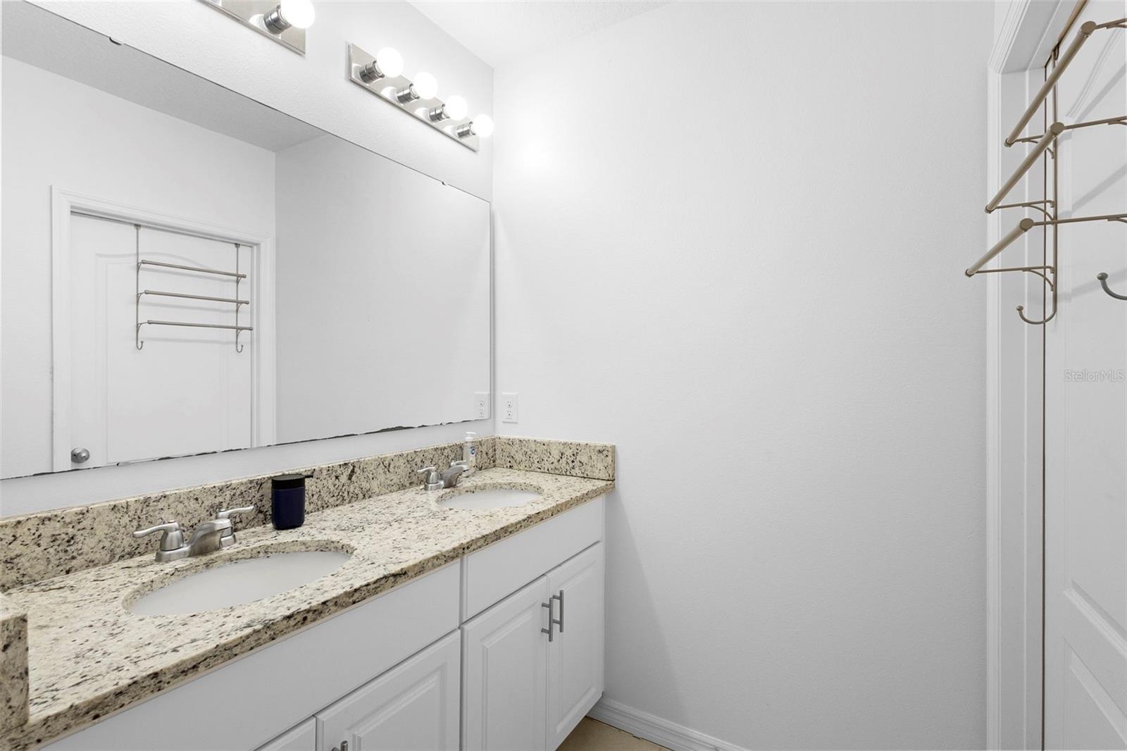 Image 24 of 30 For 219 Meghan Circle