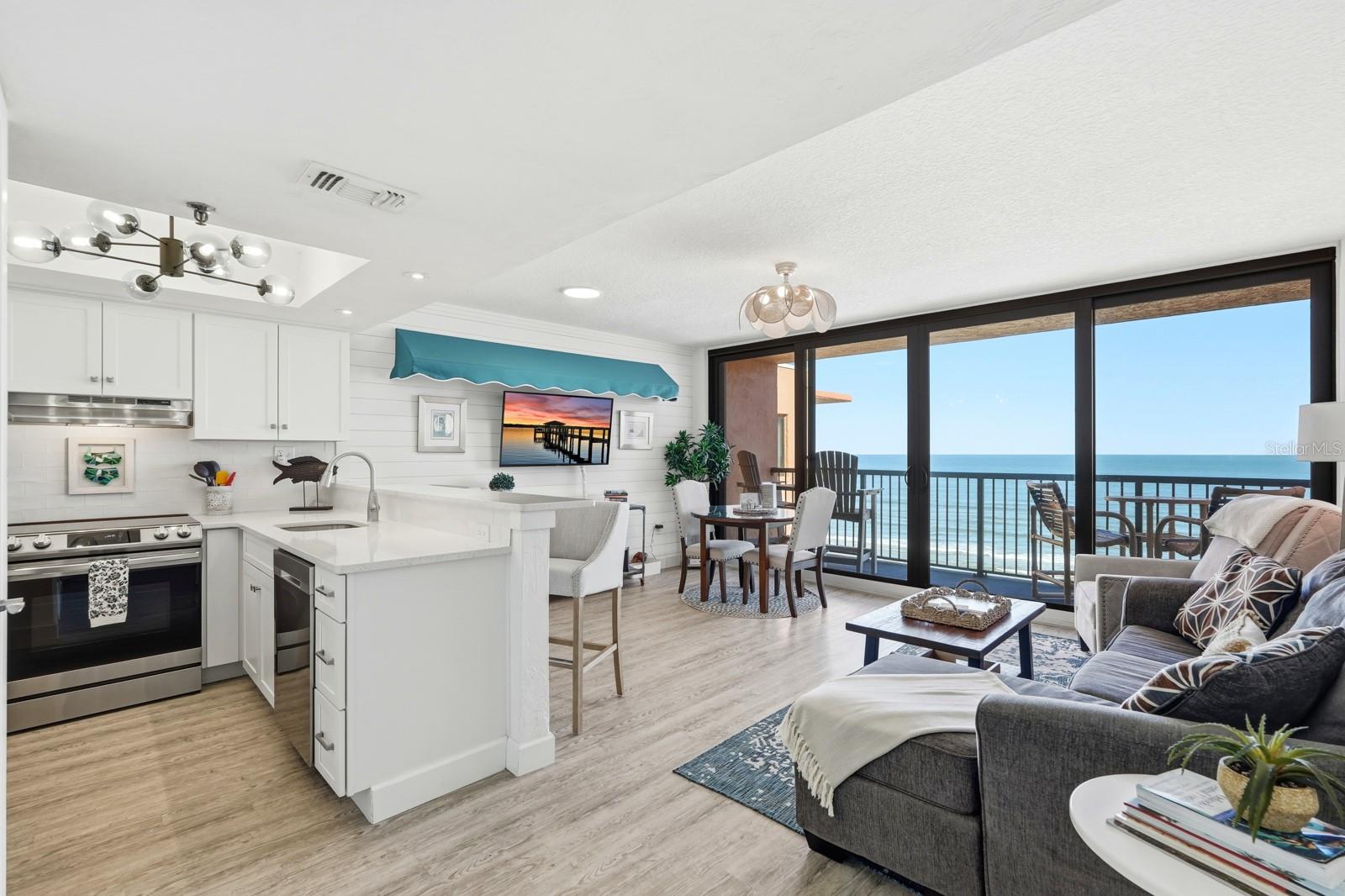 Image 11 of 45 For 4141 Atlantic Avenue 805