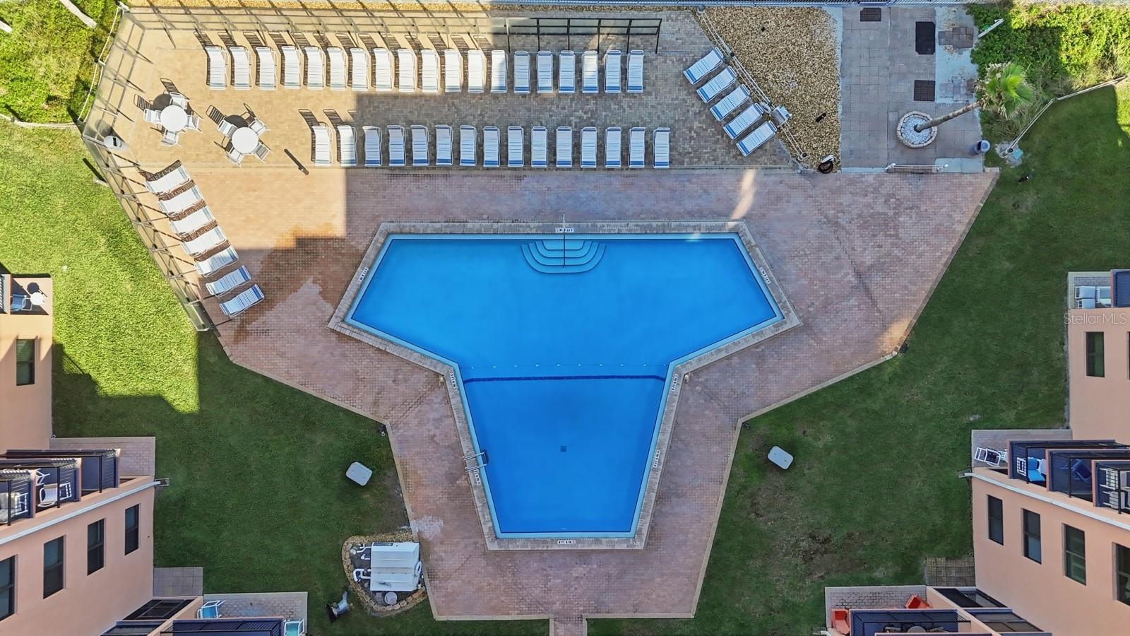 Image 25 of 45 For 4141 Atlantic Avenue 805