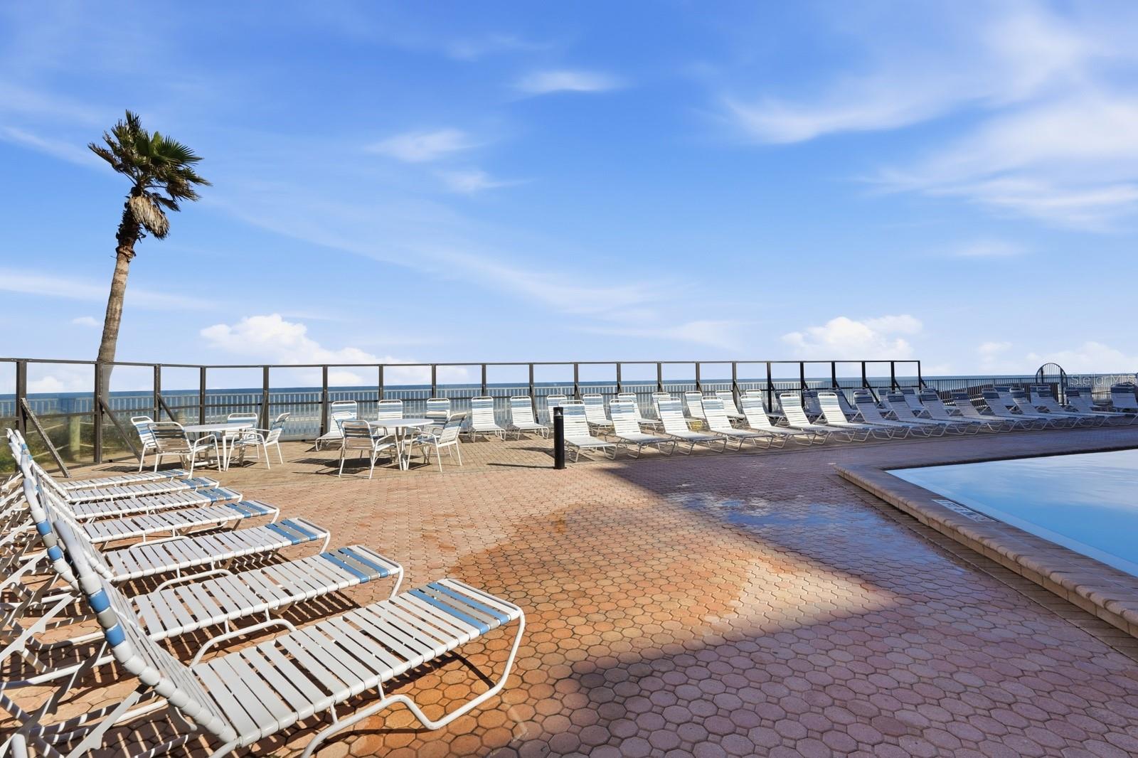 Image 26 of 45 For 4141 Atlantic Avenue 805