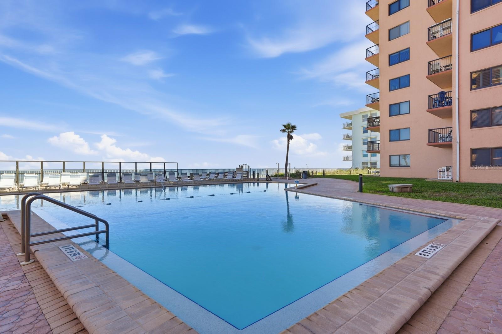 Image 28 of 45 For 4141 Atlantic Avenue 805