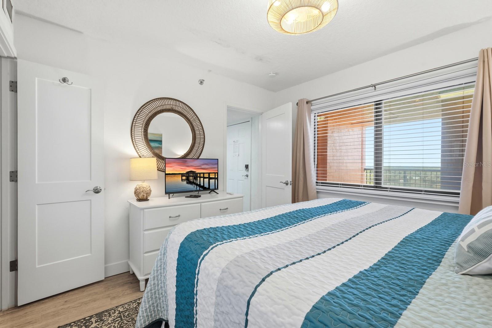 Image 8 of 45 For 4141 Atlantic Avenue 805