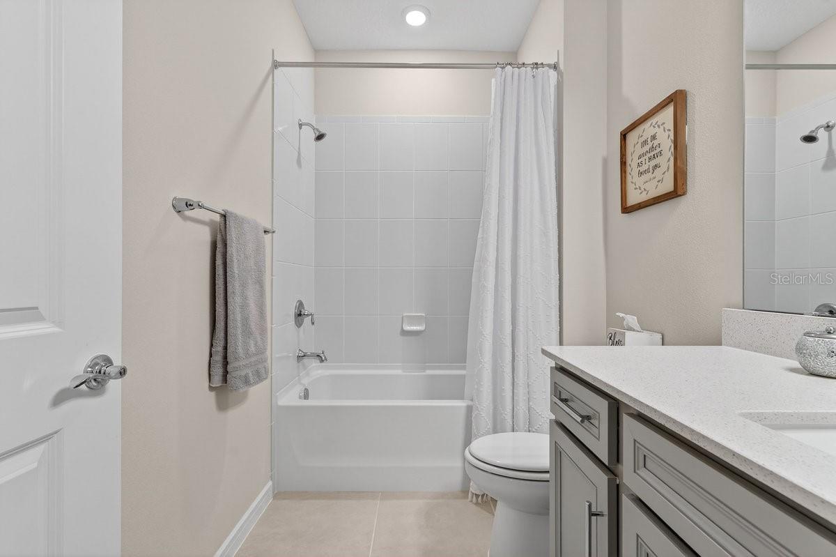 Image 14 of 51 For 2004 Canopy Terrace Boulevard