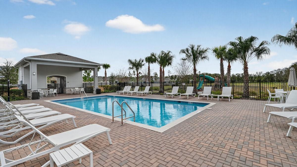 Image 41 of 51 For 2004 Canopy Terrace Boulevard