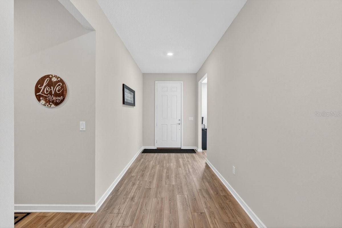 Image 7 of 51 For 2004 Canopy Terrace Boulevard