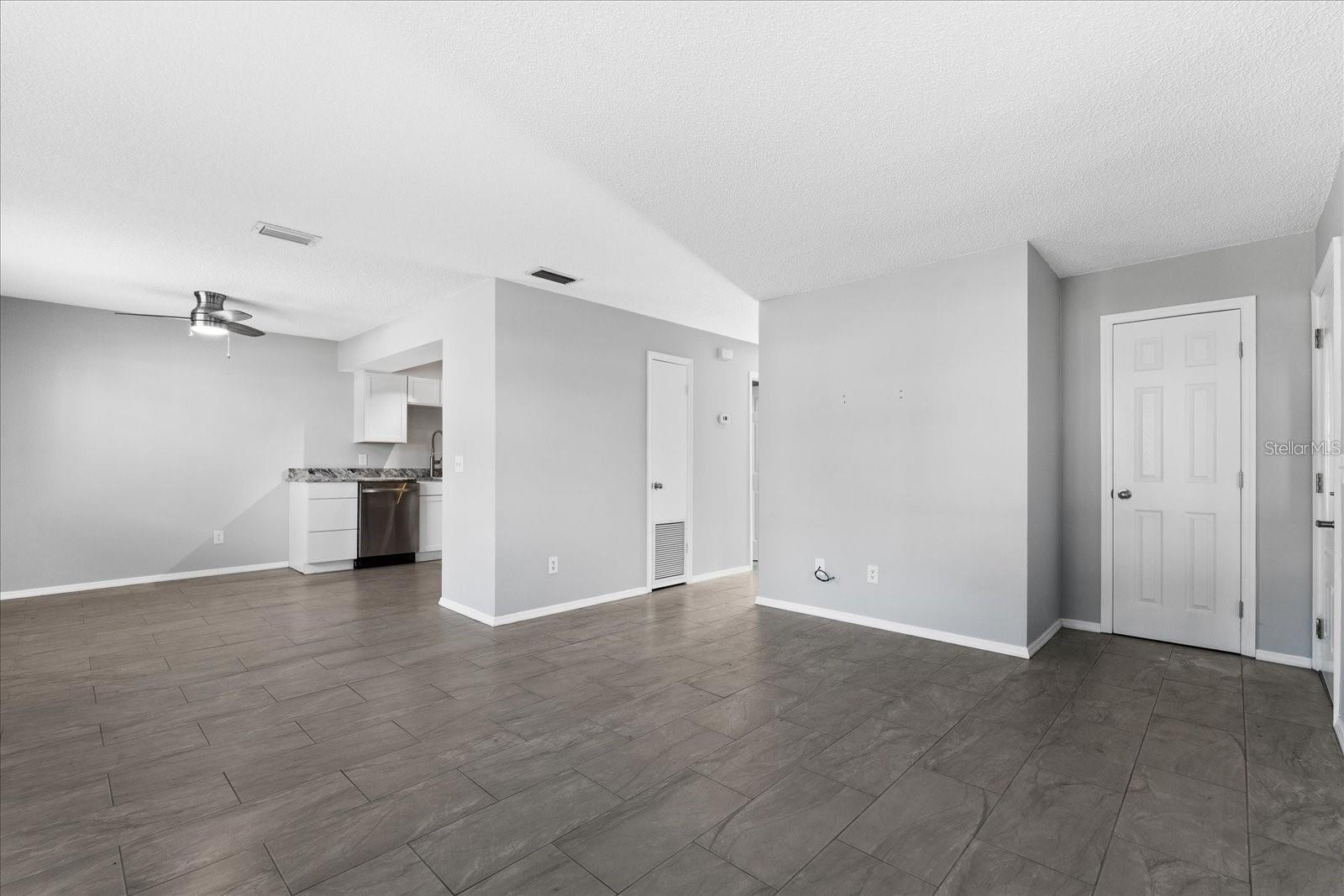 Image 11 of 48 For 1924 Fern Palm Drive