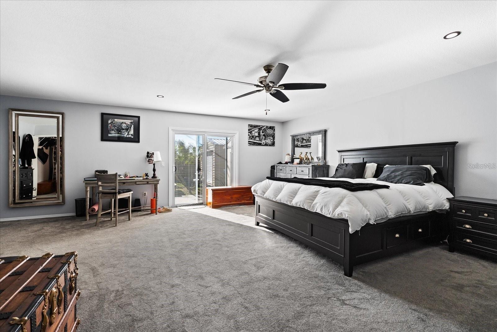 Image 19 of 48 For 1924 Fern Palm Drive