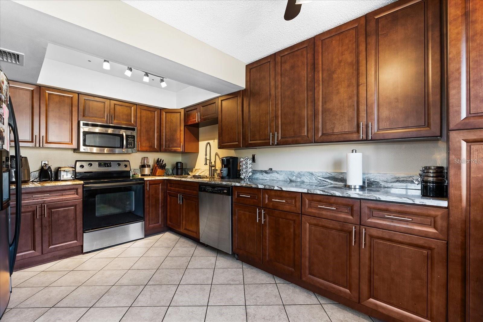 Image 28 of 48 For 1924 Fern Palm Drive