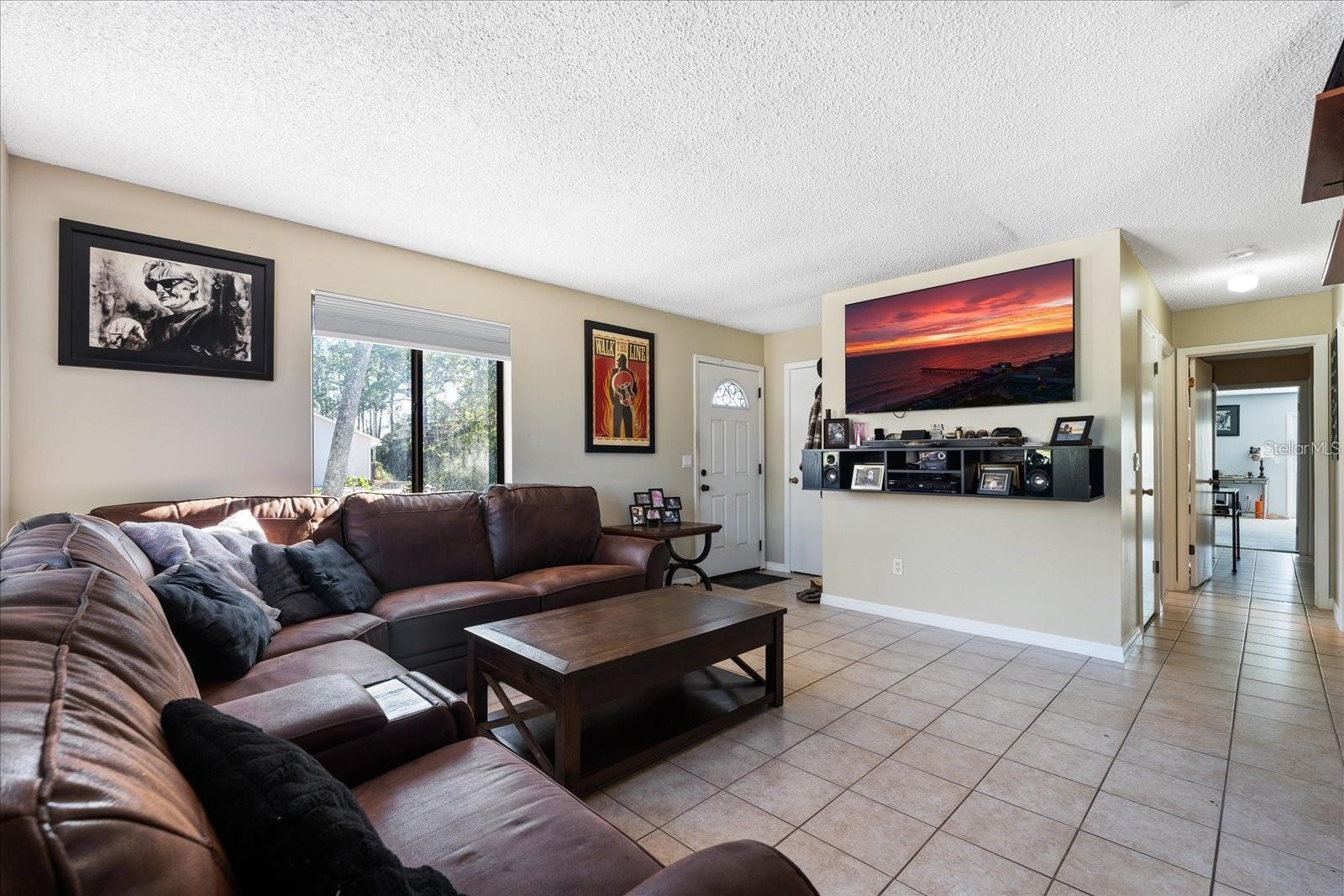 Image 29 of 48 For 1924 Fern Palm Drive