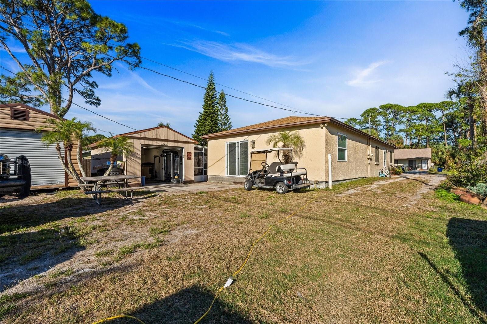 Image 32 of 48 For 1924 Fern Palm Drive