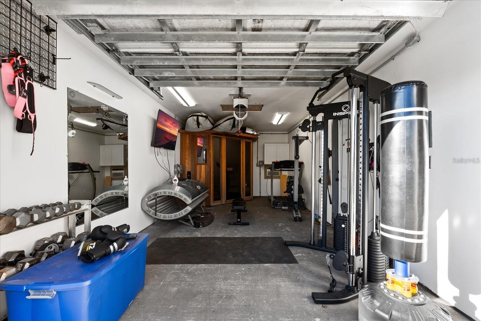 Image 33 of 48 For 1924 Fern Palm Drive