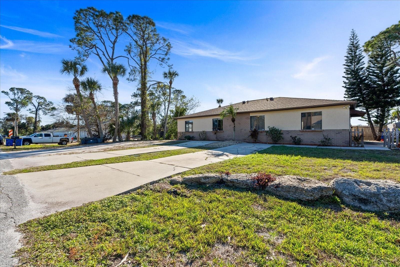 Image 38 of 48 For 1924 Fern Palm Drive