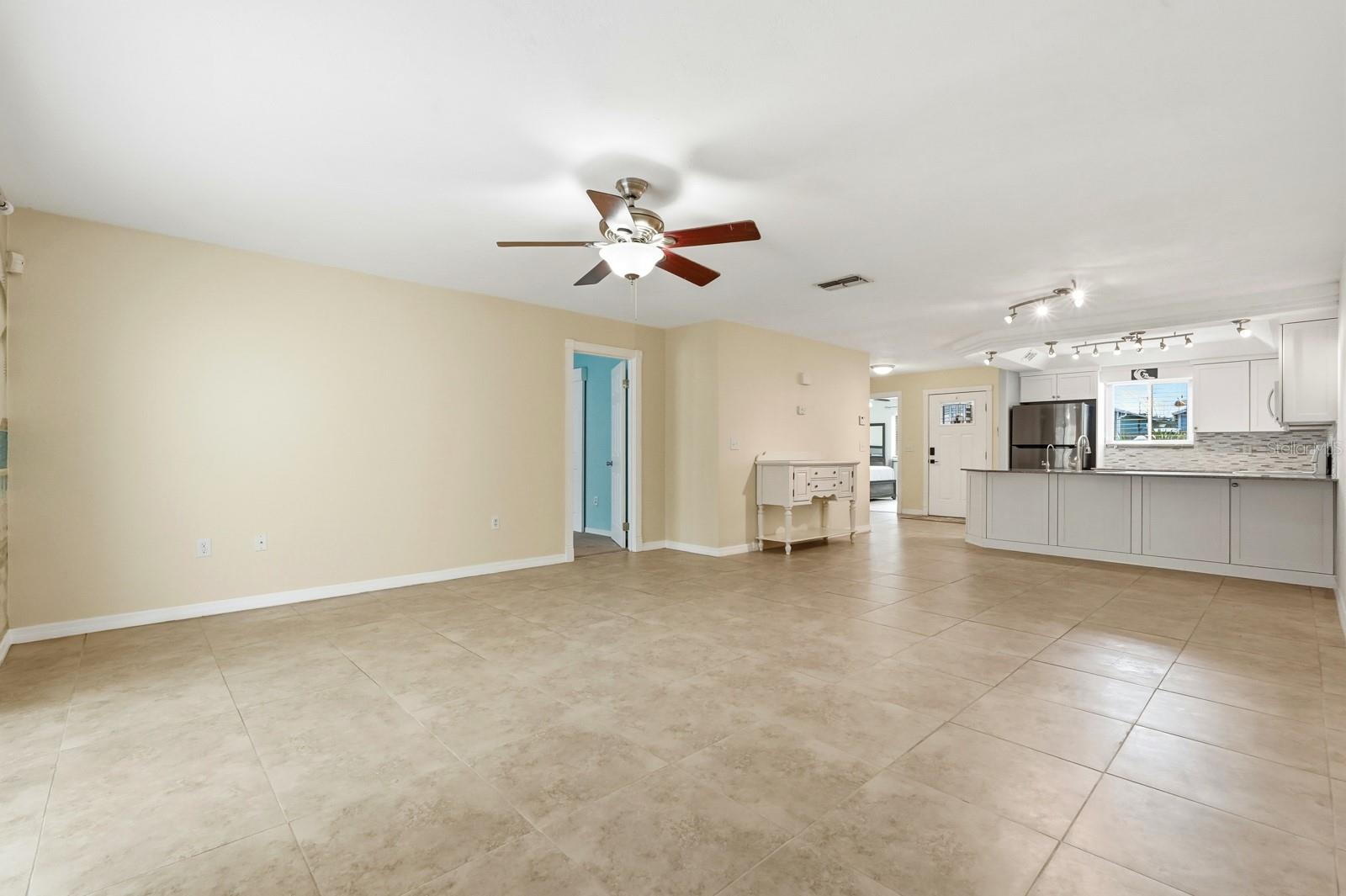 Image 13 of 46 For 120 Oak Lane