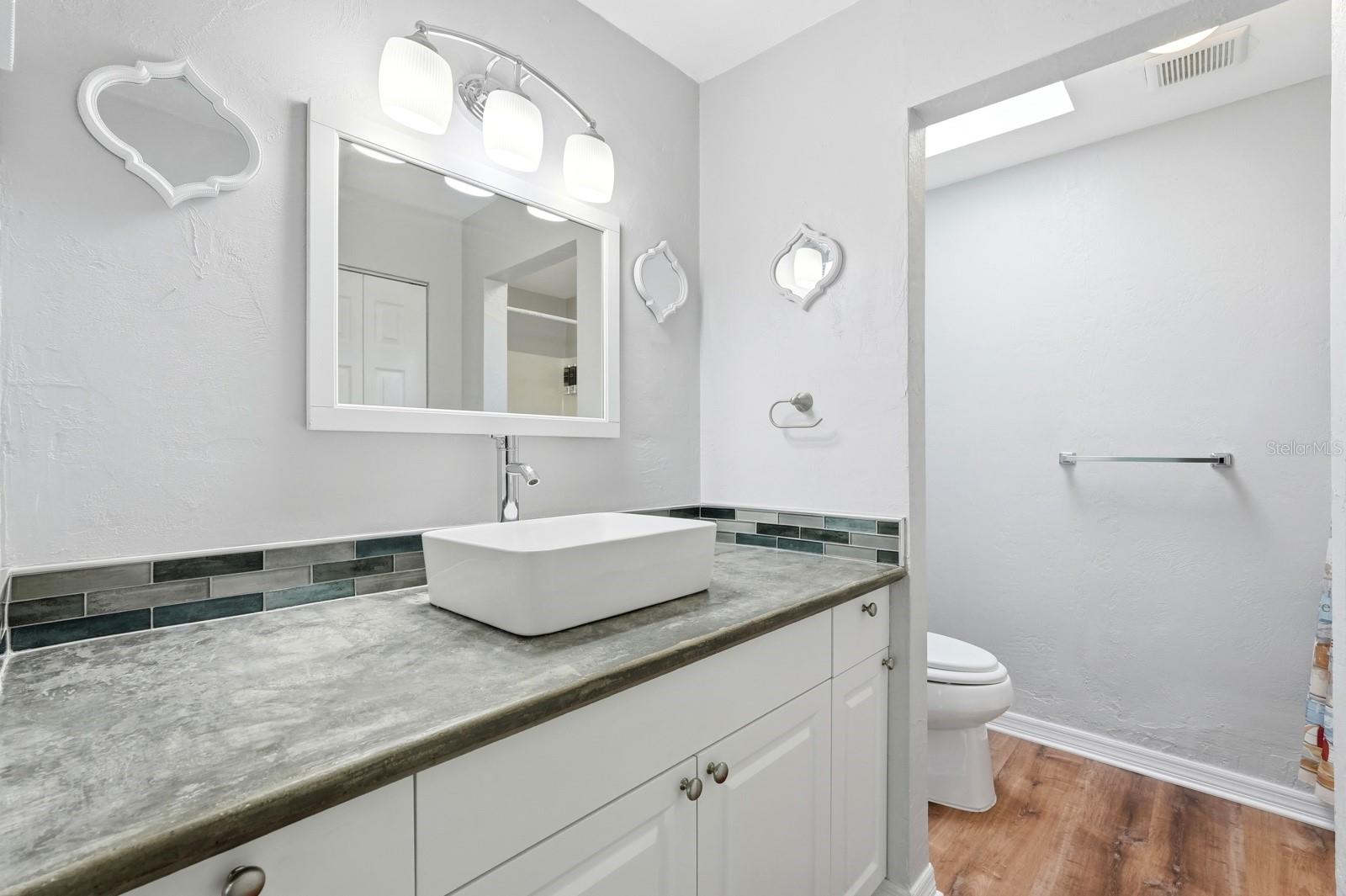 Image 21 of 46 For 120 Oak Lane