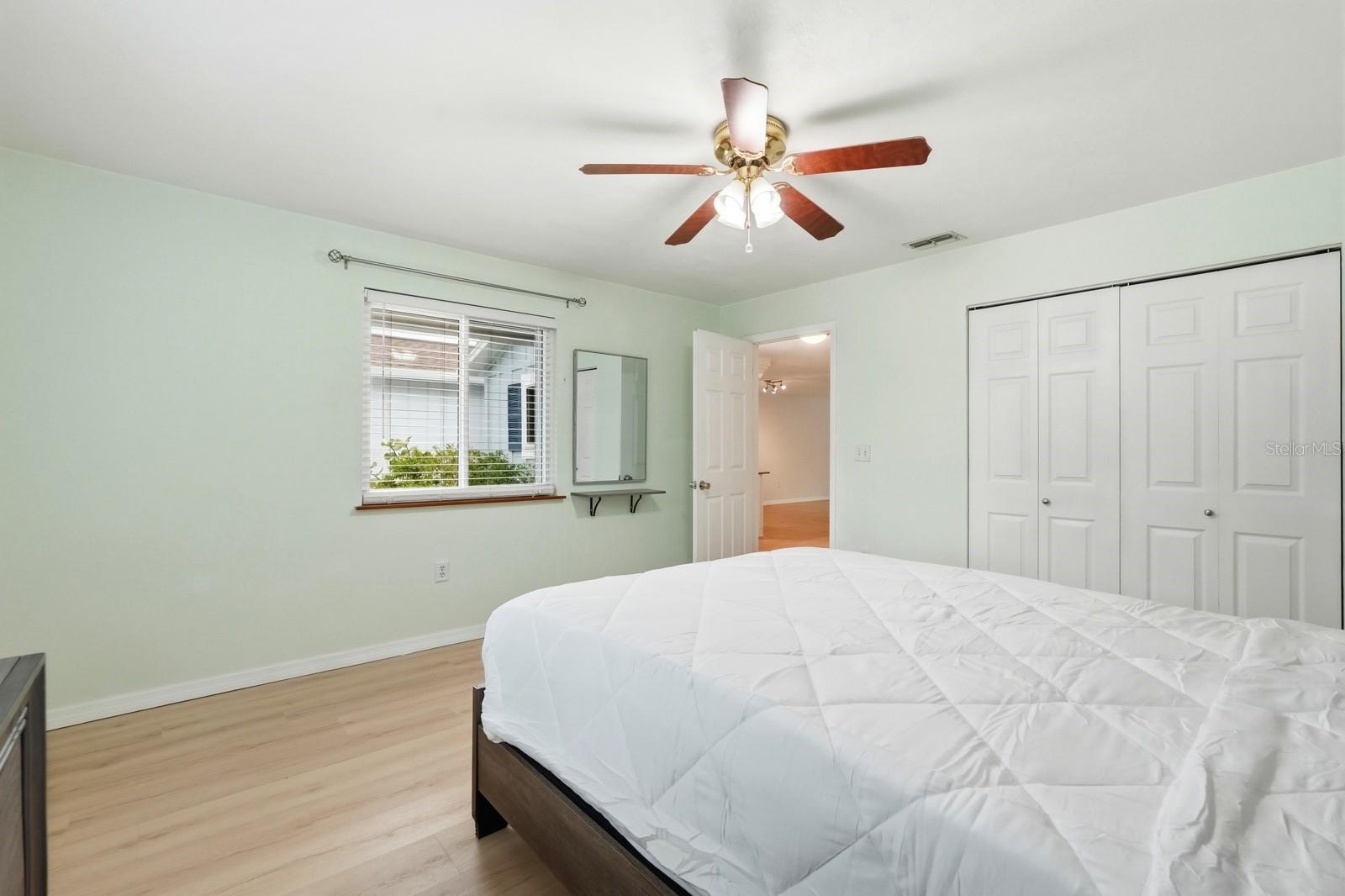 Image 25 of 46 For 120 Oak Lane