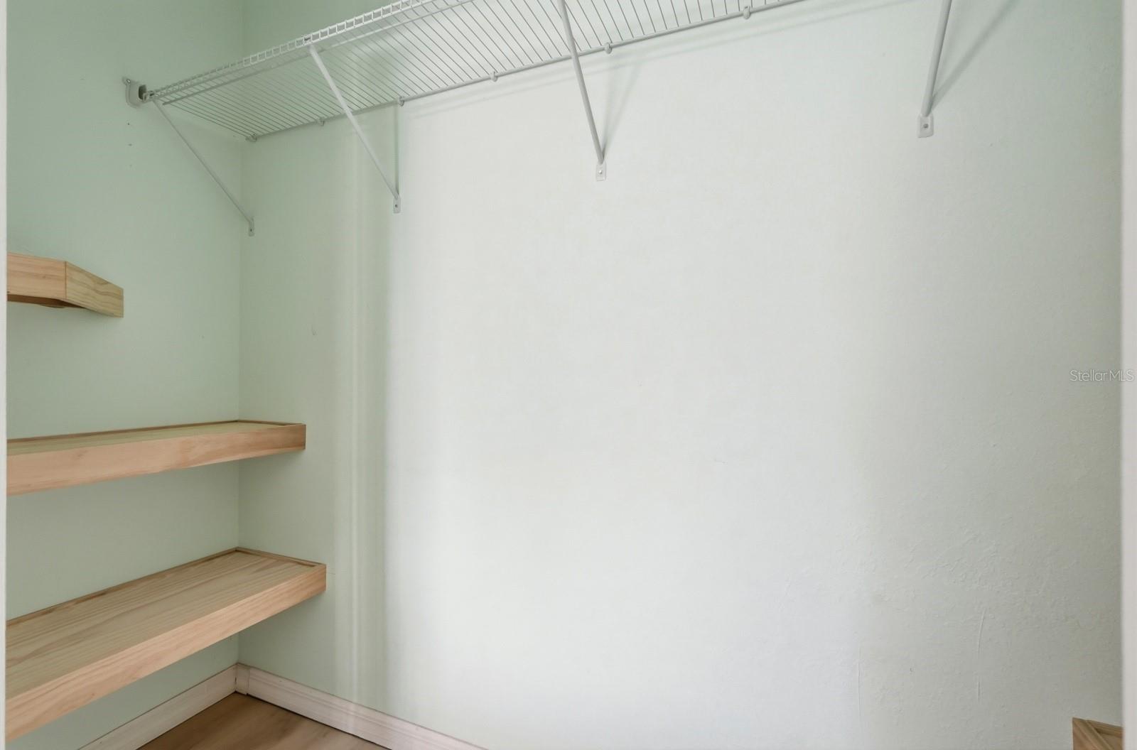 Image 27 of 46 For 120 Oak Lane