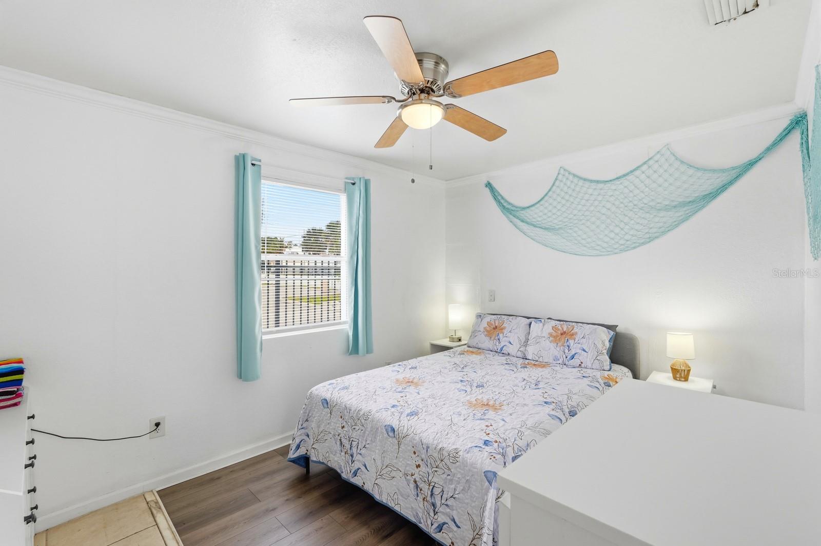 Image 14 of 64 For 715 Harvey Avenue