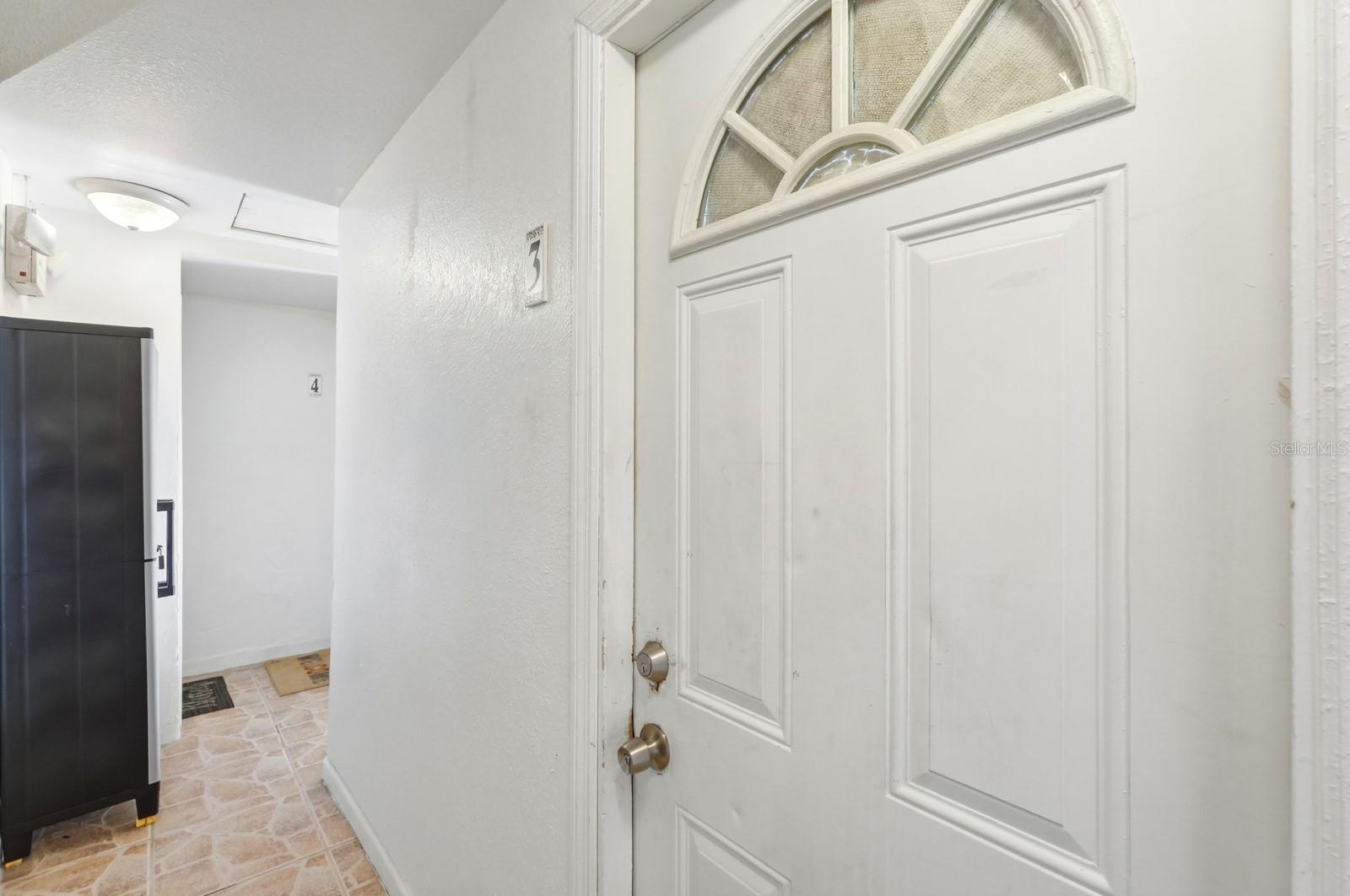 Image 25 of 64 For 715 Harvey Avenue