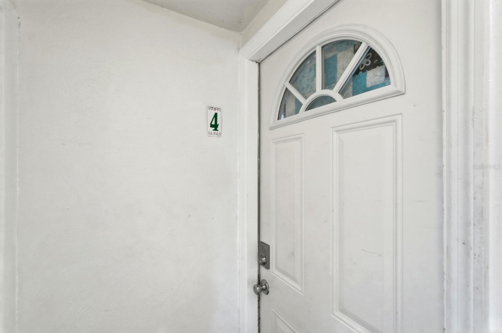 Image 31 of 64 For 715 Harvey Avenue