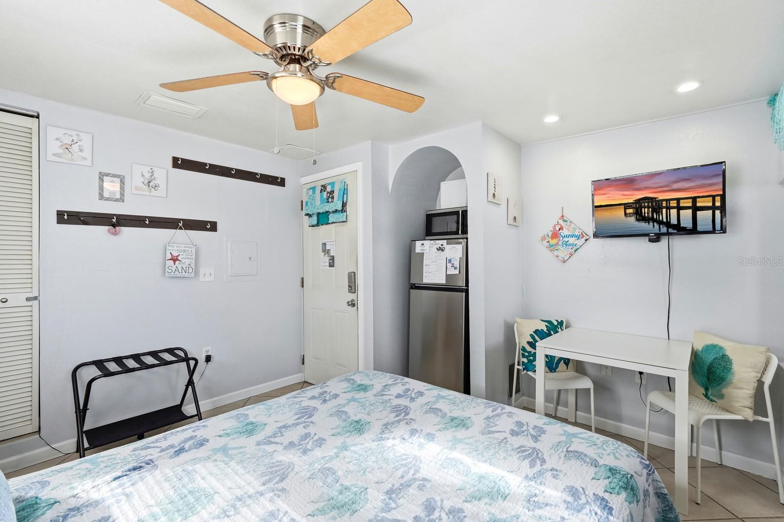 Image 35 of 64 For 715 Harvey Avenue