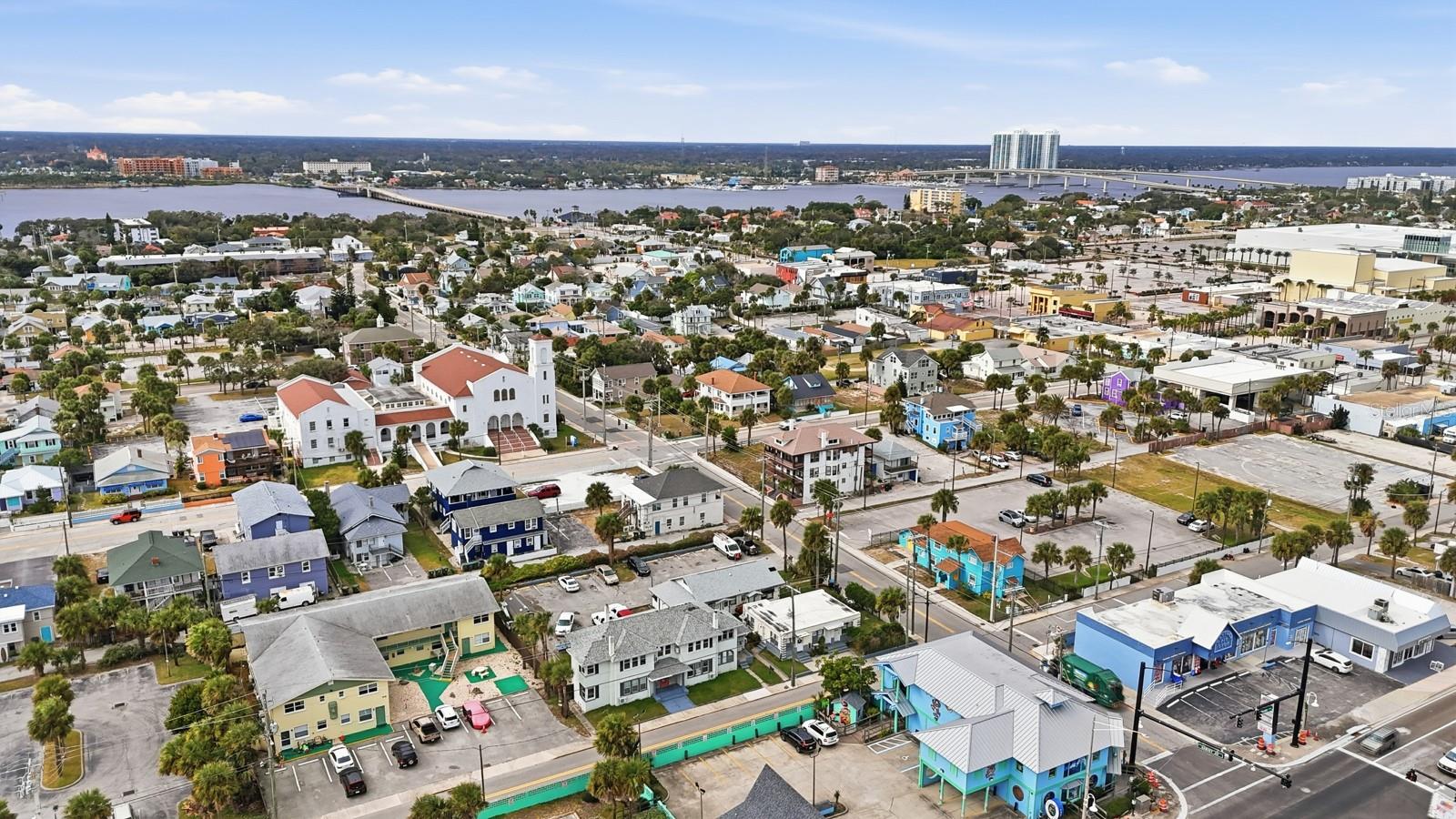 Image 52 of 64 For 715 Harvey Avenue