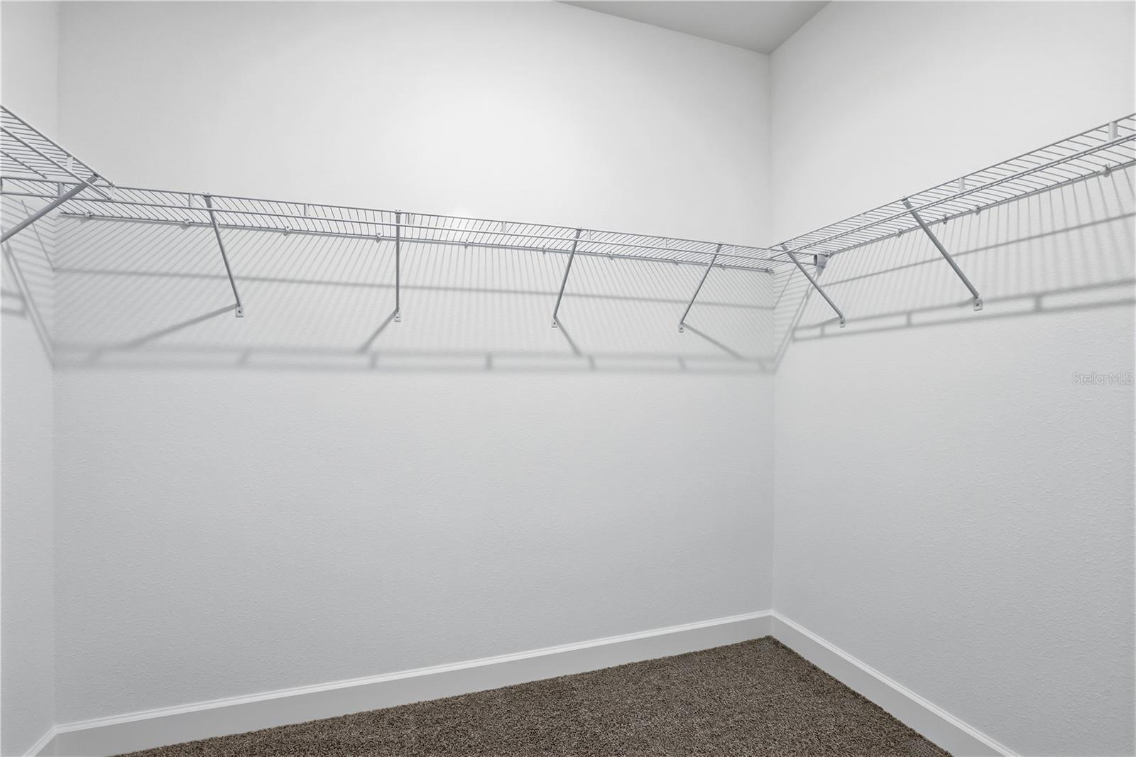 Image 24 of 27 For 2006 Maple Avenue