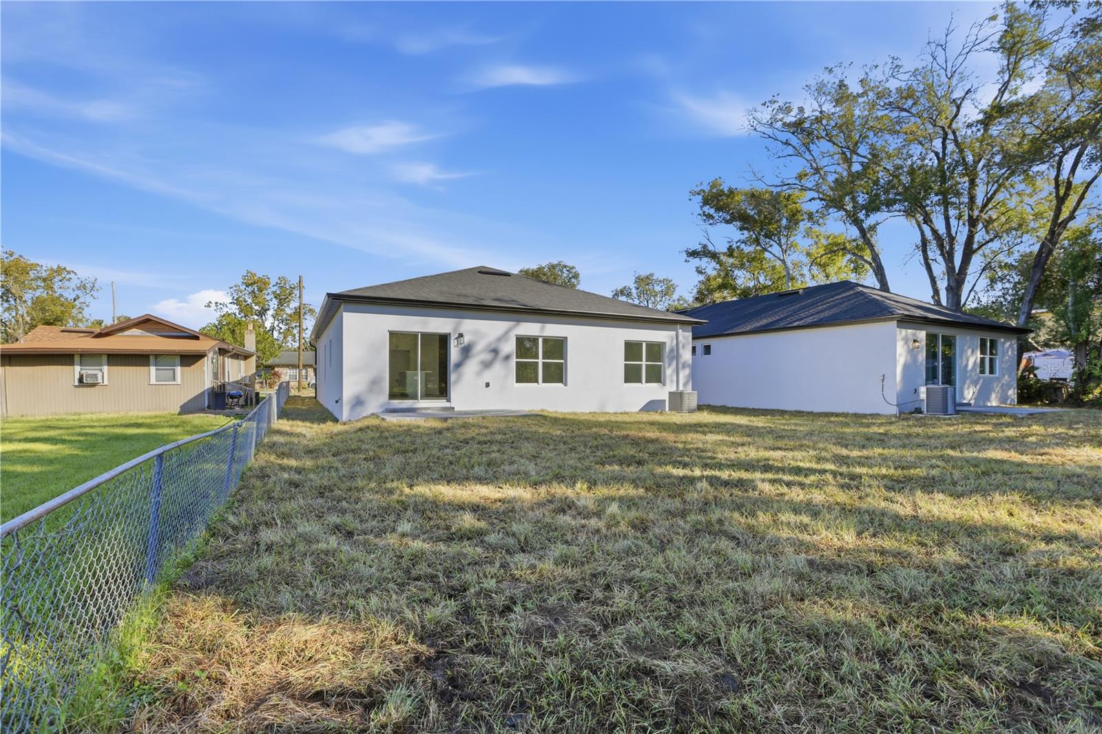 Image 27 of 27 For 2006 Maple Avenue