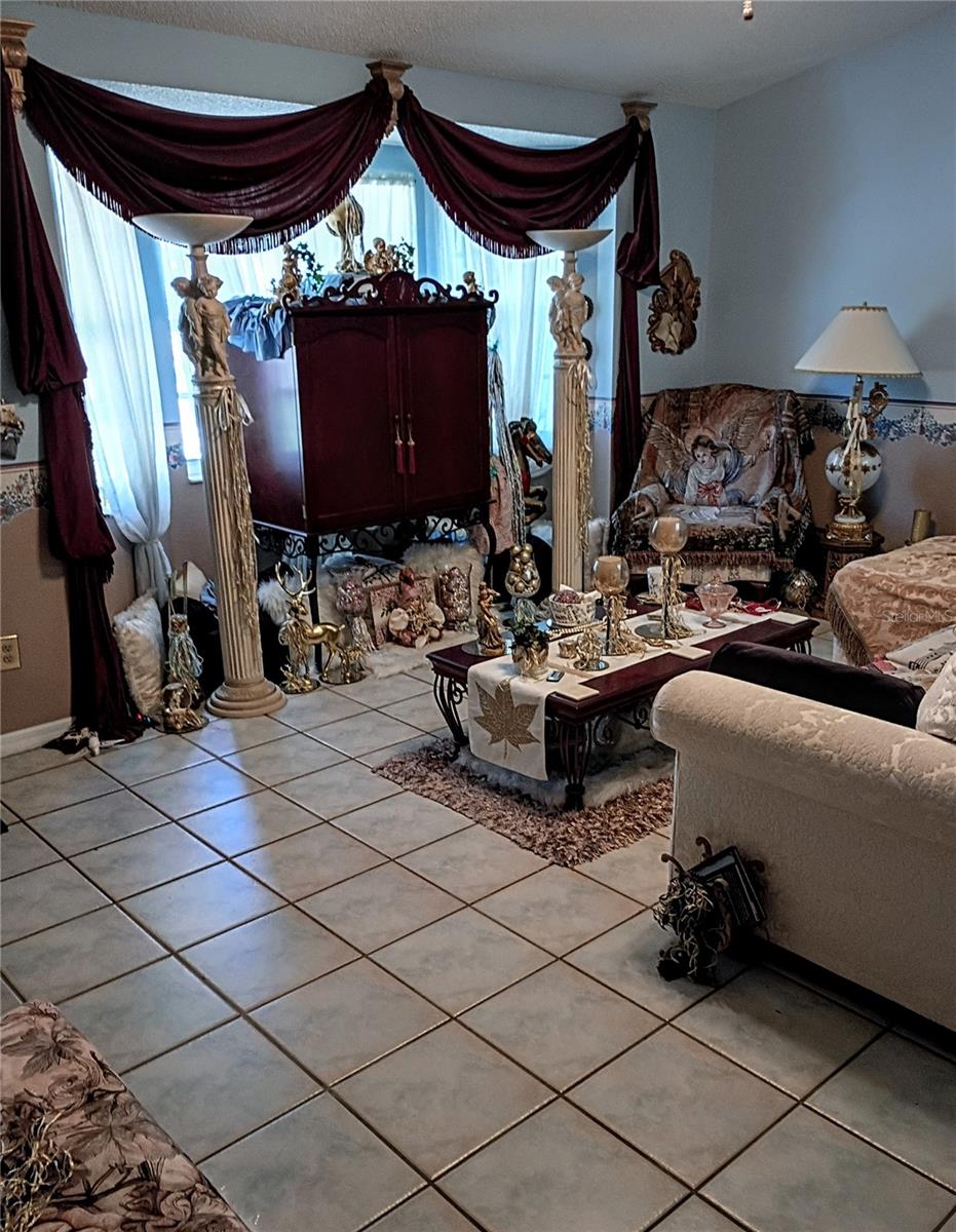 Image 14 of 25 For 564 Central Avenue