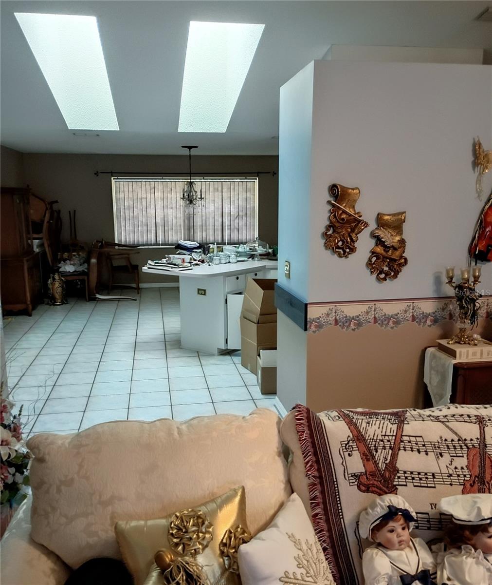 Image 16 of 25 For 564 Central Avenue