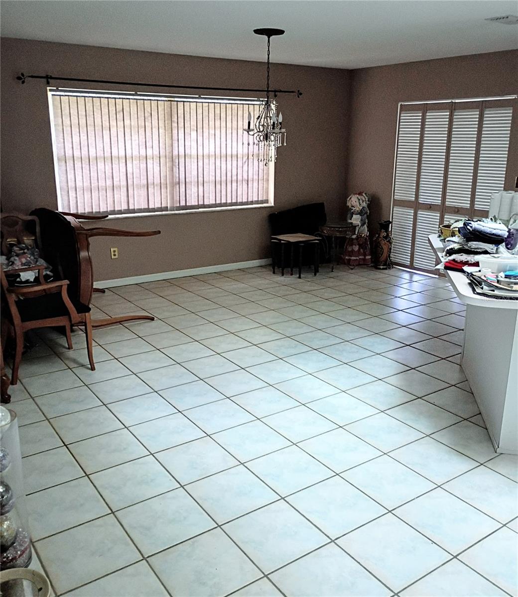 Image 8 of 25 For 564 Central Avenue