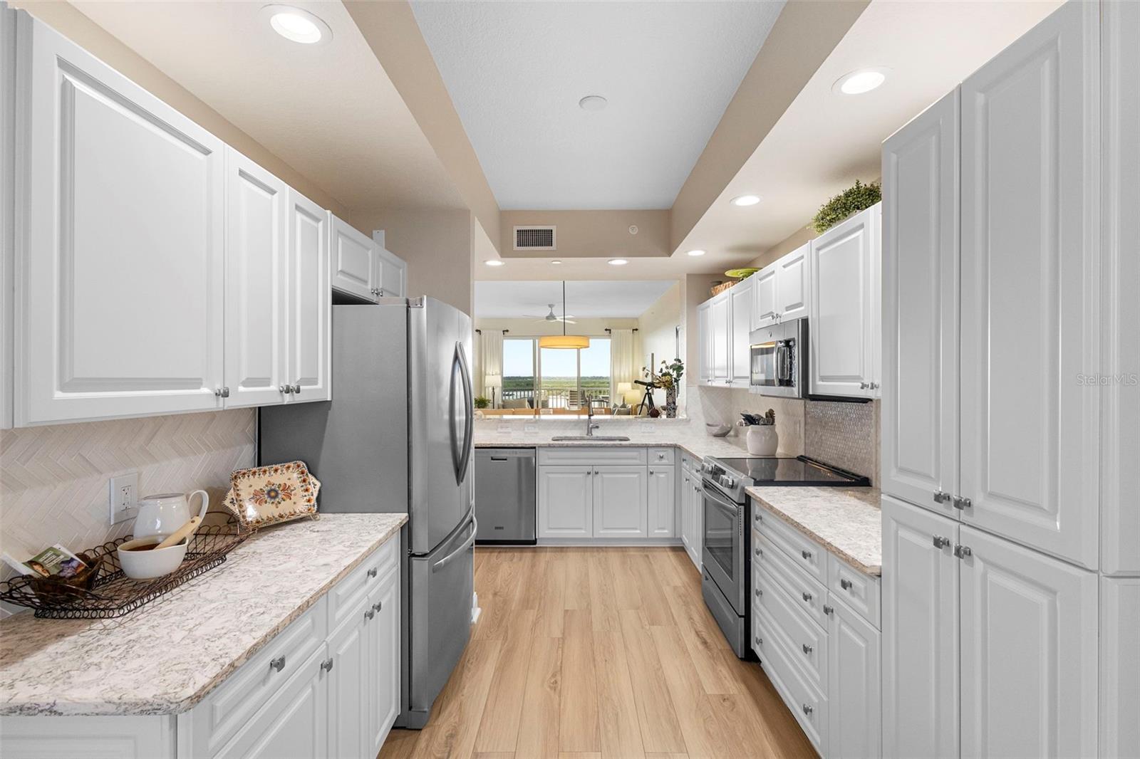 Image 11 of 44 For 265 Minorca Beach Way 704