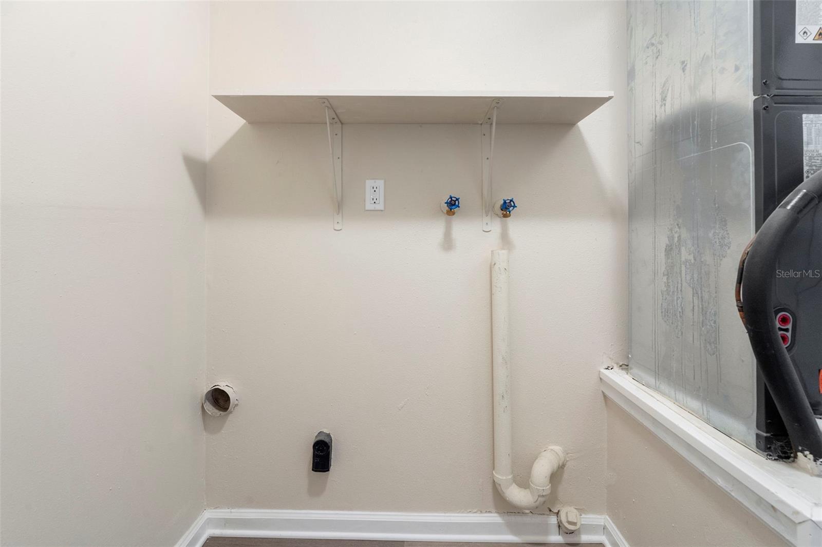 Image 52 of 66 For 5136 Barnegat Point Road