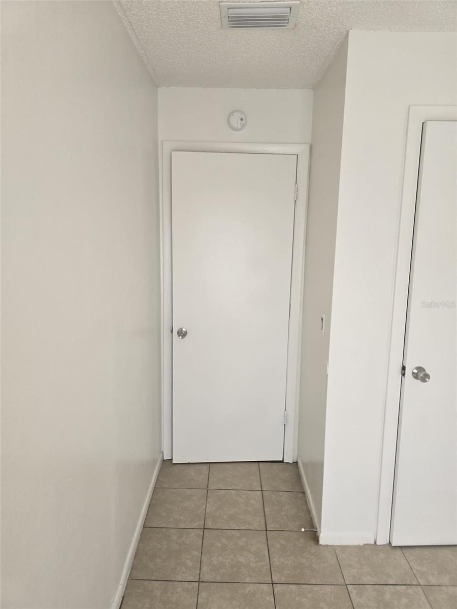 Image 16 of 37 For 701 Beresford Road