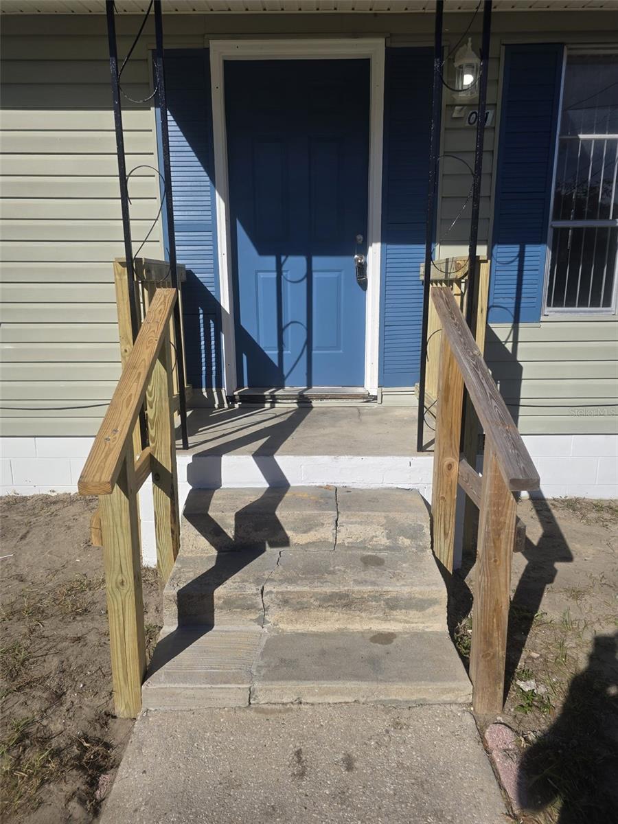 Image 2 of 37 For 701 Beresford Road