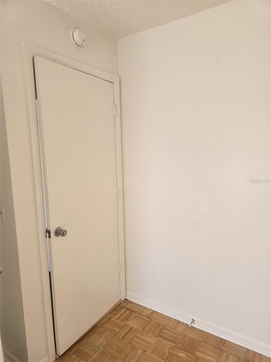 Image 29 of 37 For 701 Beresford Road