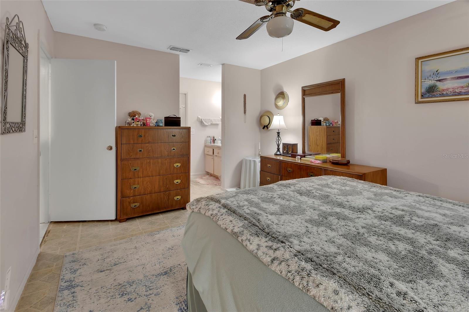 Image 13 of 35 For 56 Park Place