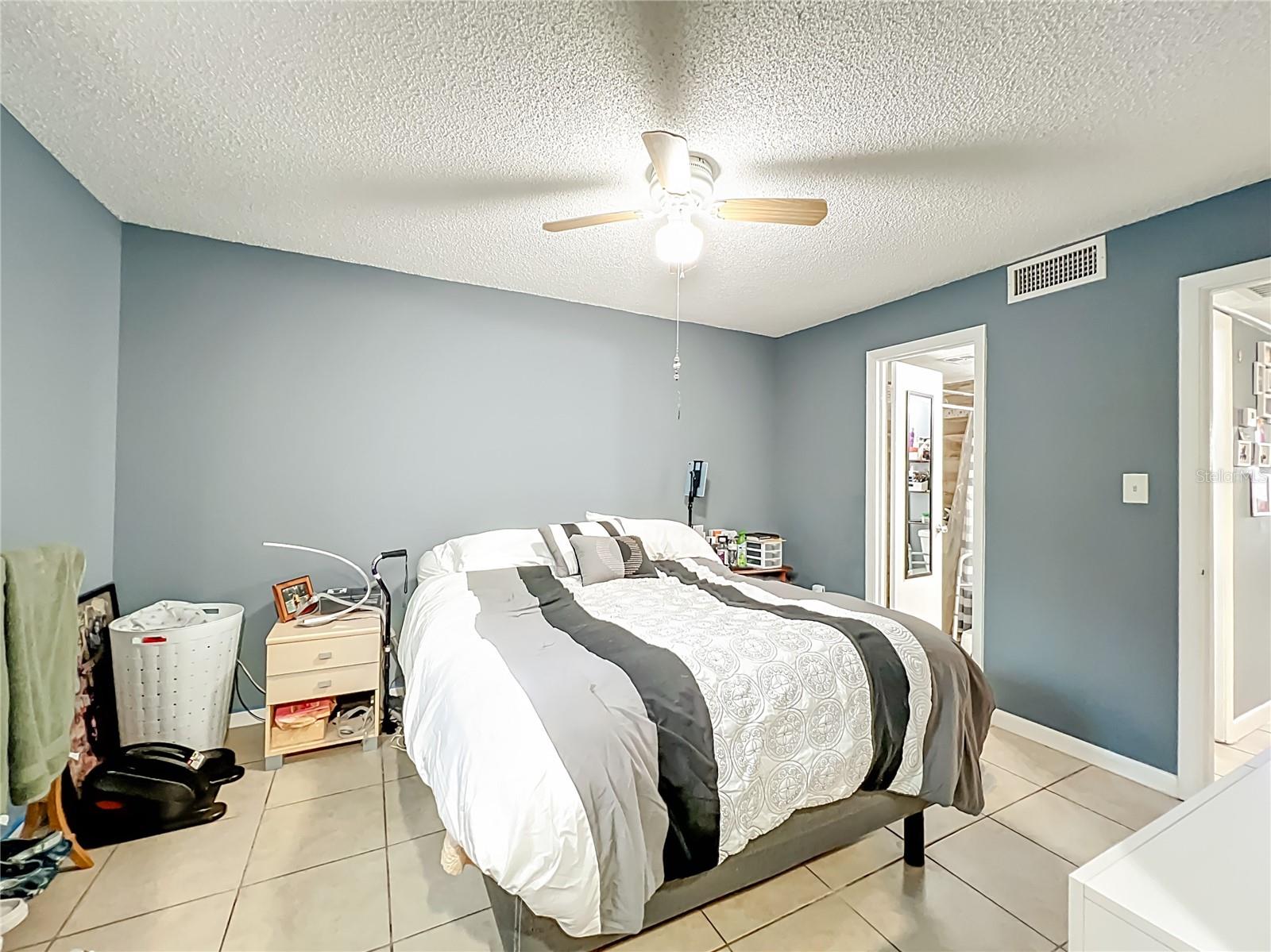 Image 12 of 21 For 582 Orange Drive 100