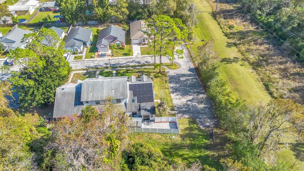 Image 25 of 33 For 1500 Rivers Edge Drive