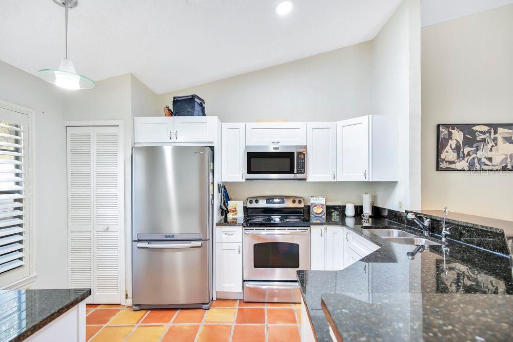 Image 9 of 33 For 1500 Rivers Edge Drive