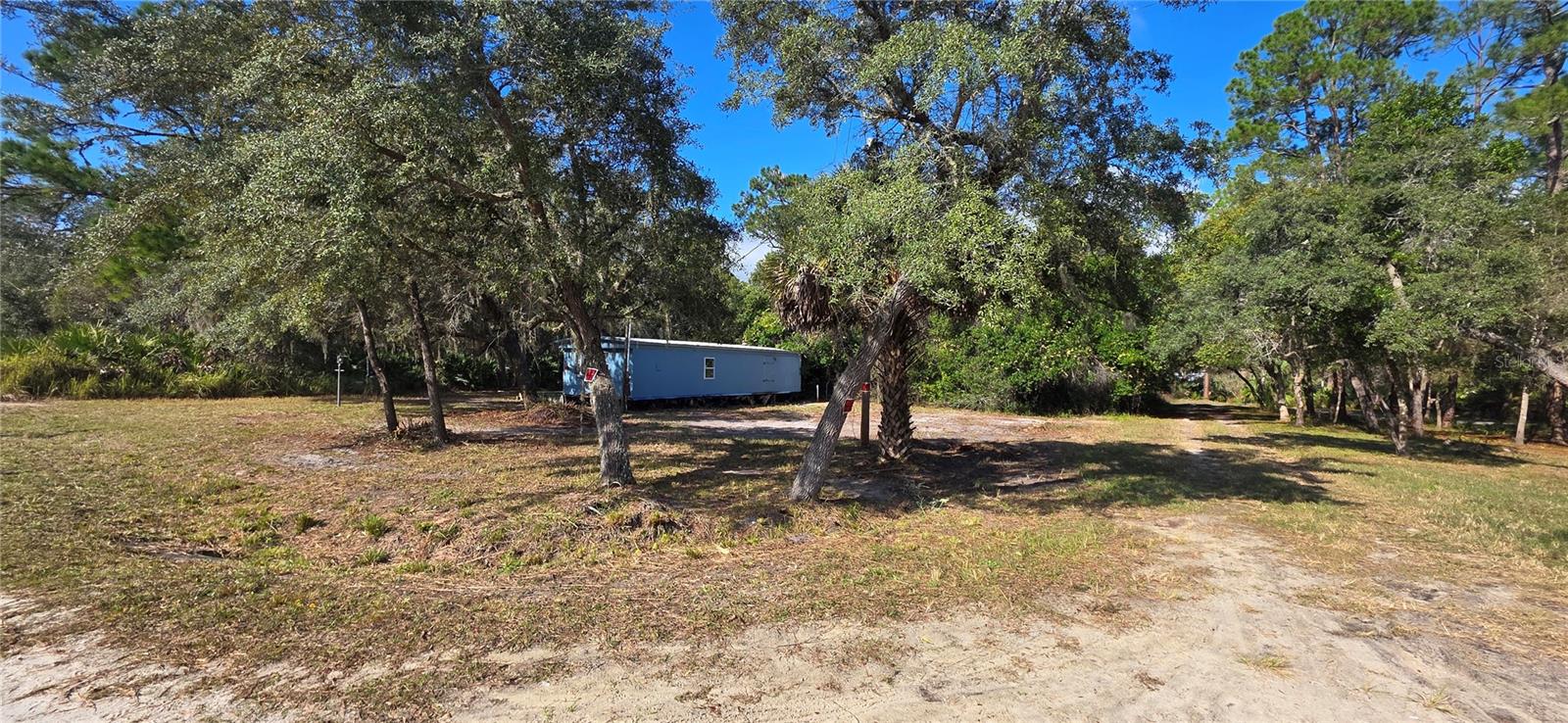 Image 18 of 38 For 27721 Nancy Avenue