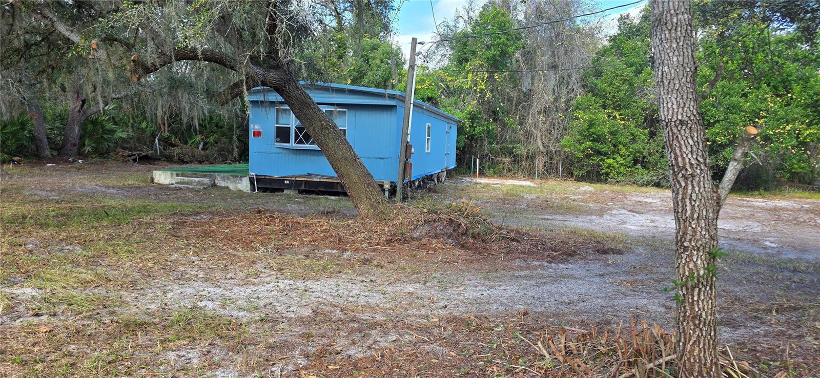 Image 6 of 38 For 27721 Nancy Avenue